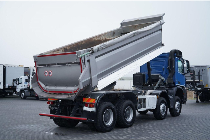 Mercedes-Benz ACTROS 4145 / 8X8 / WYWROTKA TYLNOZSYPOWA / KH-KIPPER 6 M / AUTO - Tippbil: bilde 4 Mercedes-Benz ACTROS 4145 / 8X8 / WYWROTKA TYLNOZSYPOWA / KH-KIPPER 6 M / AUTO - Tippbil: bilde 4