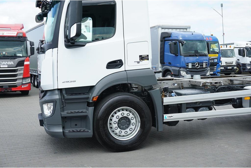 Container-transport/ Vekselflak lastebil Mercedes-Benz ANTOS / 2535 / ACC / E 6 / BDF + WINDA / 7.15 , 7.45, 7.82 M / O: bilde 18