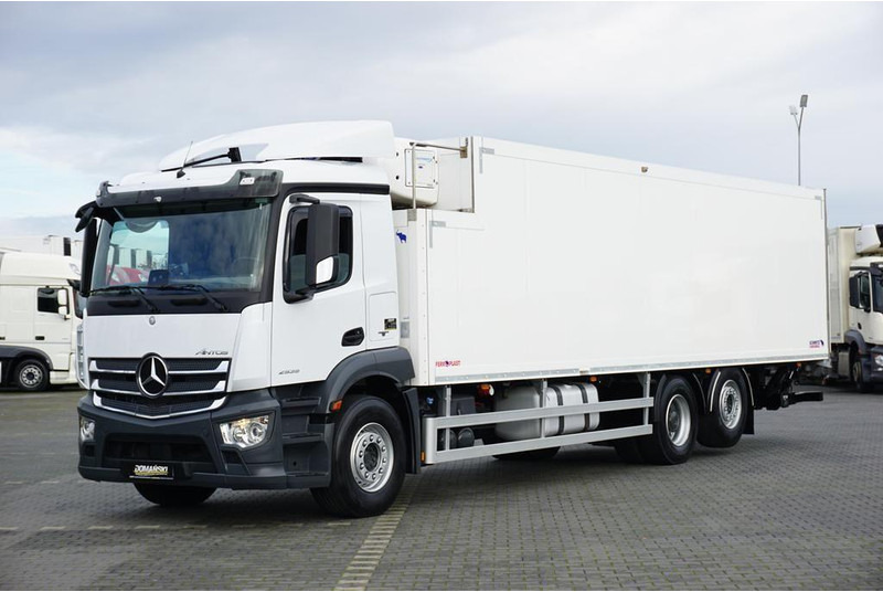 Mercedes-Benz ANTOS / 2535 / EURO 6 / CHŁODNIA + WINDA / 23 PALETY / OŚ SKRĘTN - Lastebil med kjøl: bilde 1 Mercedes-Benz ANTOS / 2535 / EURO 6 / CHŁODNIA + WINDA / 23 PALETY / OŚ SKRĘTN - Lastebil med kjøl: bilde 1