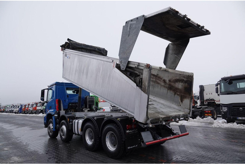 Mercedes-Benz AROCS 3243 / 8x4 / WYWROTKA 20m3 / TYLNOZSYP / EURO 6 / OPONY 10 - Tippbil: bilde 2 Mercedes-Benz AROCS 3243 / 8x4 / WYWROTKA 20m3 / TYLNOZSYP / EURO 6 / OPONY 10 - Tippbil: bilde 2