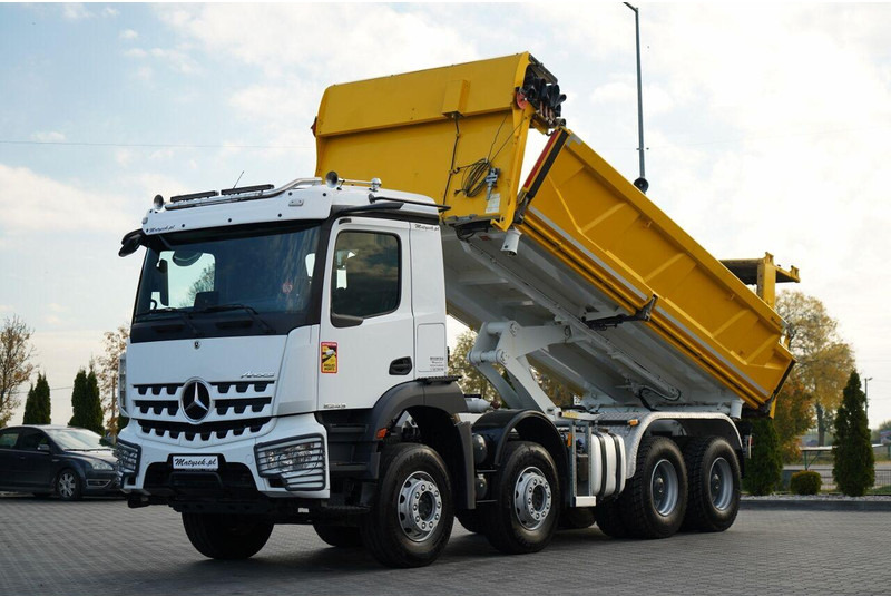 Mercedes-Benz AROCS 3243 / 8x4 / WYWROTKA DWUSTRONNA 6.2 M / HYDROBURTA / HYD - Tippbil: bilde 1 Mercedes-Benz AROCS 3243 / 8x4 / WYWROTKA DWUSTRONNA 6.2 M / HYDROBURTA / HYD - Tippbil: bilde 1