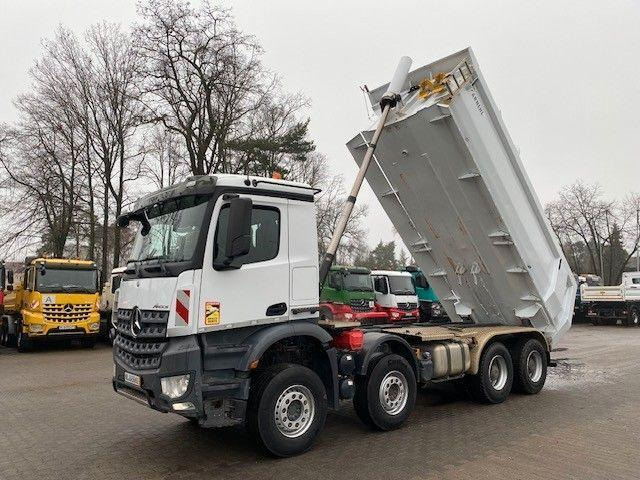 Mercedes-Benz AROCS 3743 - Tippbil: bilde 1 Mercedes-Benz AROCS 3743 - Tippbil: bilde 1