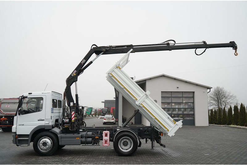 Mercedes-Benz ATEGO 1218 / 4x2 / WYWROTKA + HDS HIAB 0088 BS-3 / PILOT /MANU - Tippbil, Kranbil: bilde 2 Mercedes-Benz ATEGO 1218 / 4x2 / WYWROTKA + HDS HIAB 0088 BS-3 / PILOT /MANU - Tippbil, Kranbil: bilde 2