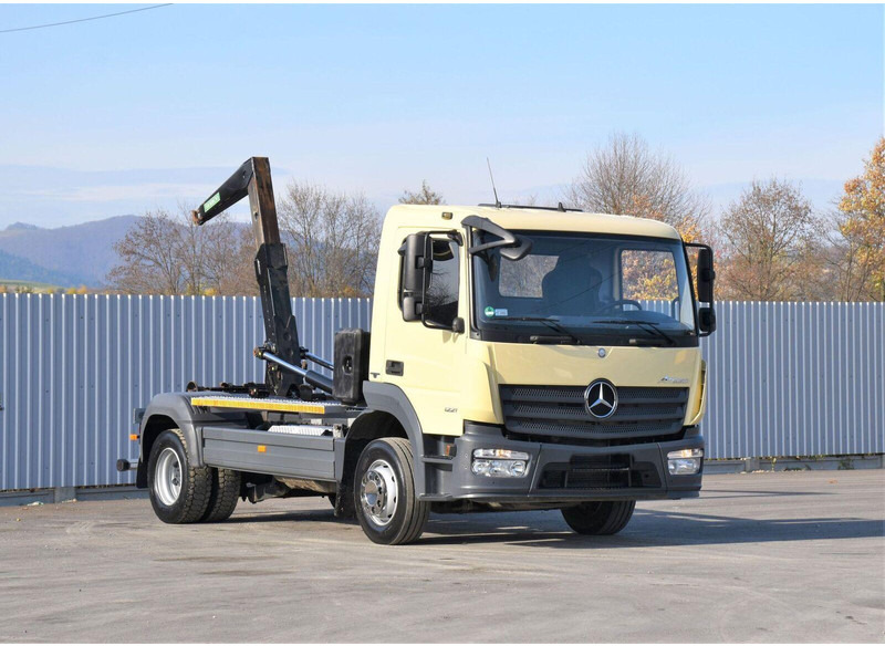 Mercedes-Benz ATEGO 1221 * ABROLLKIPPER * TOPZUSTAND - Krokbil: bilde 1 Mercedes-Benz ATEGO 1221 * ABROLLKIPPER * TOPZUSTAND - Krokbil: bilde 1