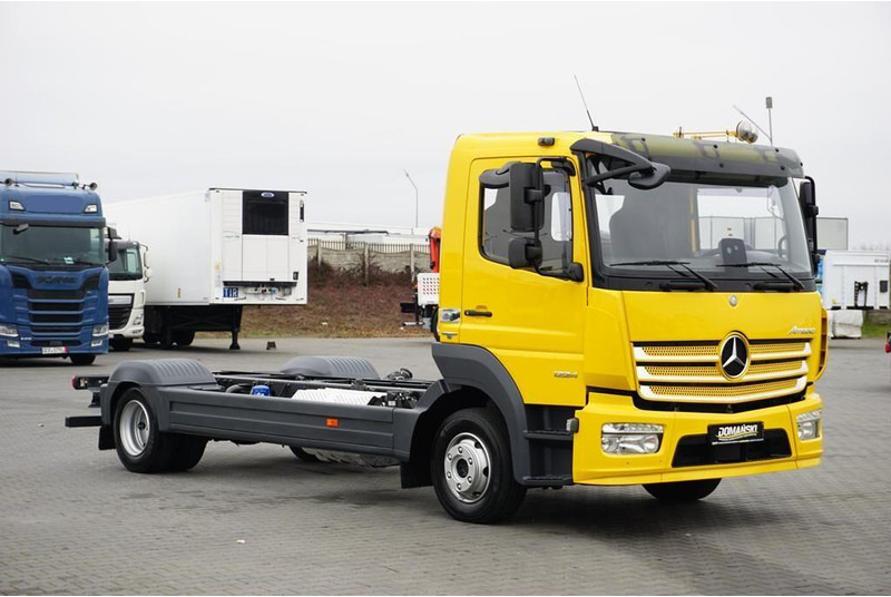 Mercedes-Benz ATEGO / 1224 / ACC / EURO 6 / PODWOZIE DO ZABUDOWY / DŁ. 4,8 M - Chassis lastebil: bilde 1 Mercedes-Benz ATEGO / 1224 / ACC / EURO 6 / PODWOZIE DO ZABUDOWY / DŁ. 4,8 M - Chassis lastebil: bilde 1