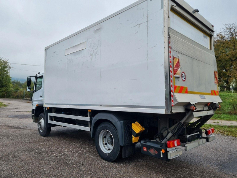 Mercedes-Benz ATEGO 1323 4x4 Refrigerated CARRIER XARIOS 600MT + Tail Lift - Lastebil med kjøl: bilde 3 Mercedes-Benz ATEGO 1323 4x4 Refrigerated CARRIER XARIOS 600MT + Tail Lift - Lastebil med kjøl: bilde 3