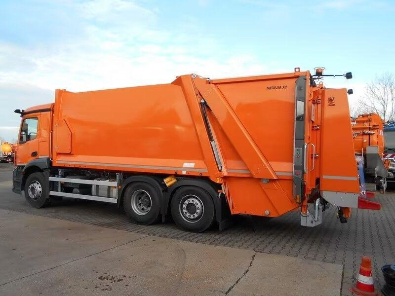 Mercedes-Benz Actros 2536 - Garbage truck - Søppelbil: bilde 4 Mercedes-Benz Actros 2536 - Garbage truck - Søppelbil: bilde 4
