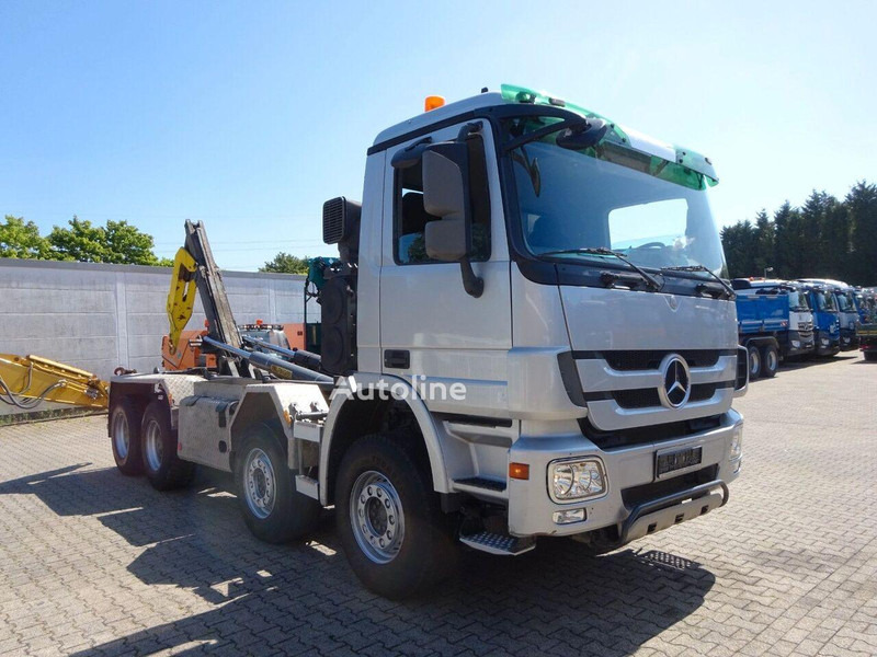 Mercedes-Benz Actros 3244 - Hook lift truck 8x4 - Krokbil, Kranbil: bilde 2 Mercedes-Benz Actros 3244 - Hook lift truck 8x4 - Krokbil, Kranbil: bilde 2