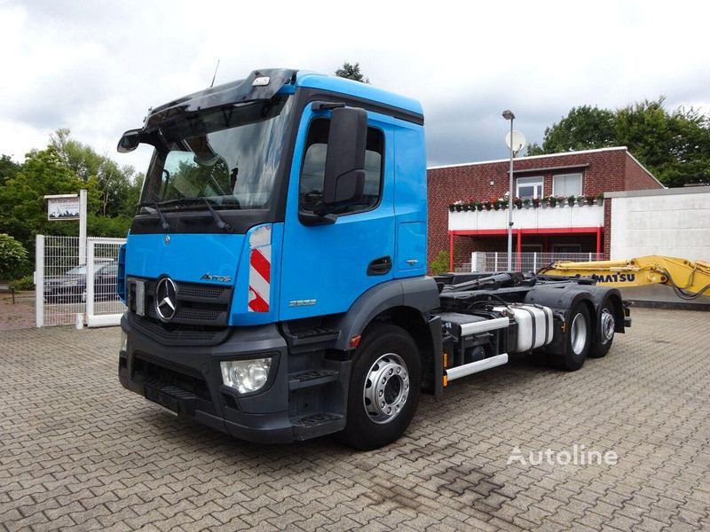 Mercedes-Benz Antos 2533 - Hook lift truck 6x2 - Krokbil: bilde 2 Mercedes-Benz Antos 2533 - Hook lift truck 6x2 - Krokbil: bilde 2