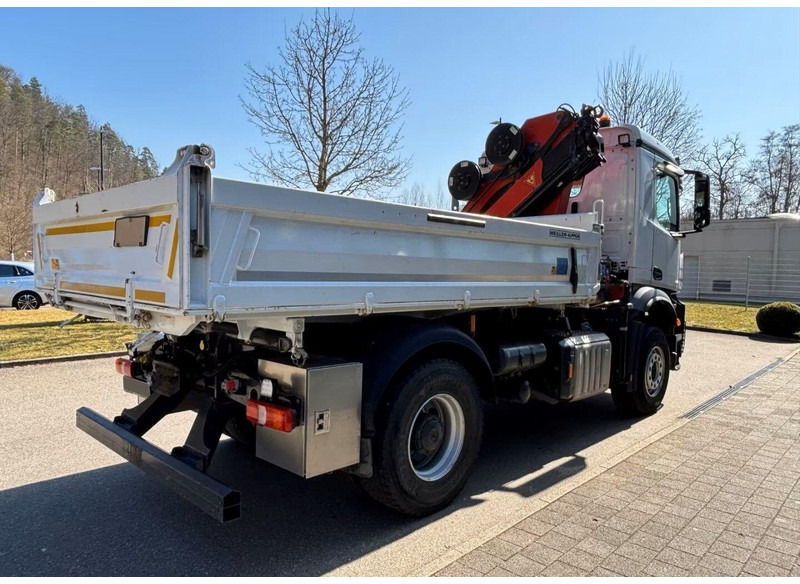 Mercedes-Benz Arocs 1840 - 3 way tipper truck + crane - Tippbil, Kranbil: bilde 3 Mercedes-Benz Arocs 1840 - 3 way tipper truck + crane - Tippbil, Kranbil: bilde 3