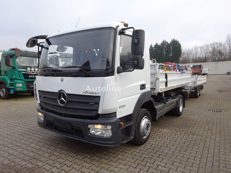 Mercedes-Benz Atego 1223 - 3 way tipper+semi-trailer - Tippbil: bilde 1 Mercedes-Benz Atego 1223 - 3 way tipper+semi-trailer - Tippbil: bilde 1