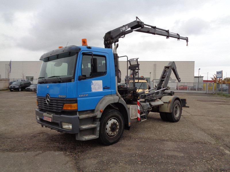 Mercedes-Benz Atego 1828 Hook lift truck + Crane Hiab 102 - Krokbil, Kranbil: bilde 1 Mercedes-Benz Atego 1828 Hook lift truck + Crane Hiab 102 - Krokbil, Kranbil: bilde 1