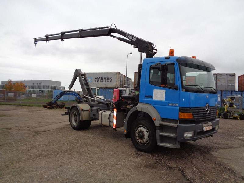 Mercedes-Benz Atego 1828 Hook lift truck + Crane Hiab 102 - Krokbil, Kranbil: bilde 2 Mercedes-Benz Atego 1828 Hook lift truck + Crane Hiab 102 - Krokbil, Kranbil: bilde 2
