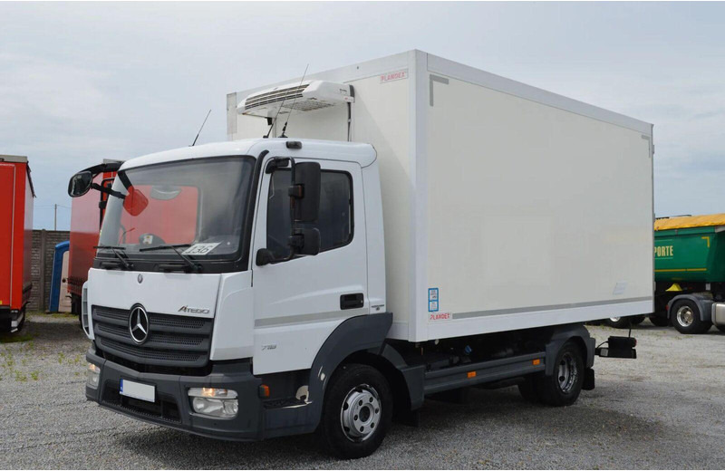 Mercedes-Benz Atego 716 IZOTERMA REFRIGERATOR SIDE DOOR - Lastebil med kjøl: bilde 1 Mercedes-Benz Atego 716 IZOTERMA REFRIGERATOR SIDE DOOR - Lastebil med kjøl: bilde 1