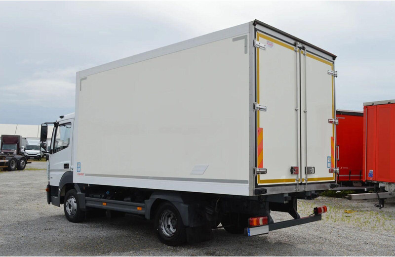 Mercedes-Benz Atego 716 IZOTERMA REFRIGERATOR SIDE DOOR - Lastebil med kjøl: bilde 3 Mercedes-Benz Atego 716 IZOTERMA REFRIGERATOR SIDE DOOR - Lastebil med kjøl: bilde 3