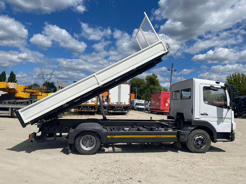 Mercedes-Benz Atego 818 - 3 sided tipper - Tippbil: bilde 4 Mercedes-Benz Atego 818 - 3 sided tipper - Tippbil: bilde 4