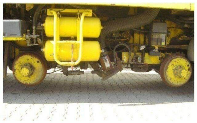 Mercedes-Benz SK 1820 4x2 Schienenreinigungs Kehrmaschine RAIL - Feiebil: bilde 2 Mercedes-Benz SK 1820 4x2 Schienenreinigungs Kehrmaschine RAIL - Feiebil: bilde 2