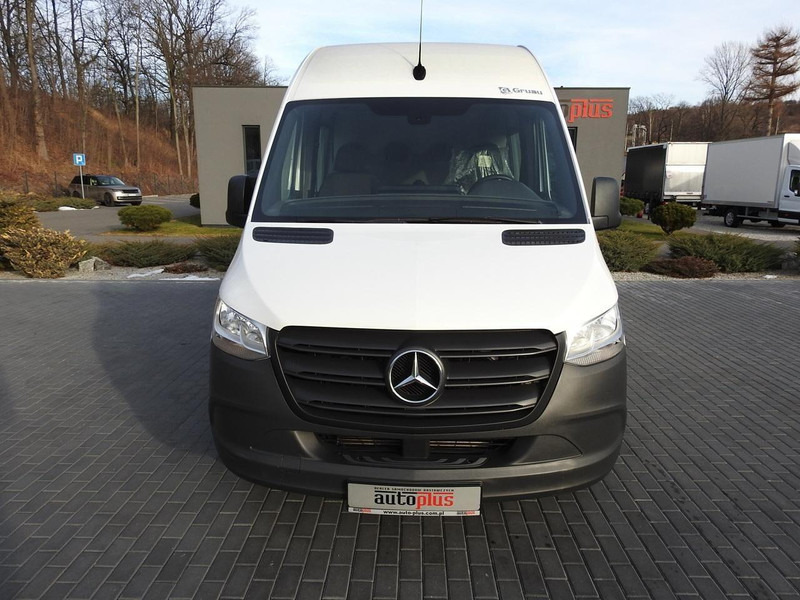 Mercedes-Benz SPRINTER 314 FURGON BRYGADÓWKA  6 MIEJSC TEMPOMAT KLIMATYZACJA - Minibuss, Persontransport: bilde 5 Mercedes-Benz SPRINTER 314 FURGON BRYGADÓWKA  6 MIEJSC TEMPOMAT KLIMATYZACJA - Minibuss, Persontransport: bilde 5
