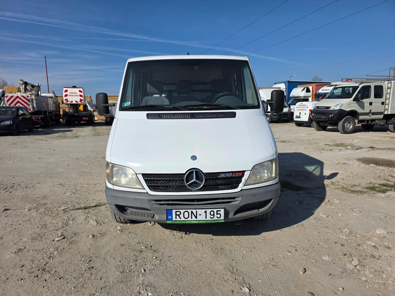 Mercedes-Benz Sprinter 308 CDi - Doka Pritsche - Varebil med plan, Varebil med dobbelt førerhus: bilde 3 Mercedes-Benz Sprinter 308 CDi - Doka Pritsche - Varebil med plan, Varebil med dobbelt førerhus: bilde 3