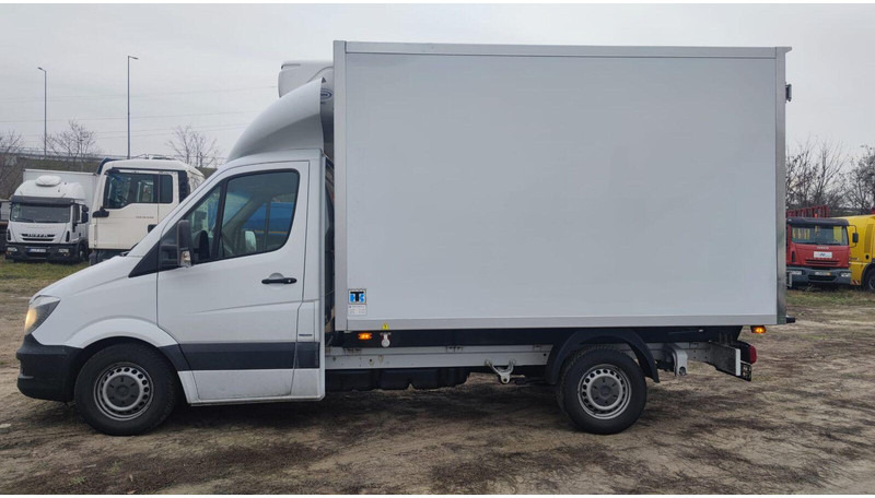 Mercedes-Benz Sprinter 316 cdi - Carrier Xarios 500 frigo - 3,5t - 220V - Kjølebil: bilde 4 Mercedes-Benz Sprinter 316 cdi - Carrier Xarios 500 frigo - 3,5t - 220V - Kjølebil: bilde 4