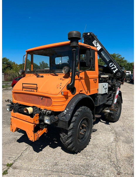 Mercedes-Benz UNIMOG - Tohjulstraktor: bilde 2 Mercedes-Benz UNIMOG - Tohjulstraktor: bilde 2