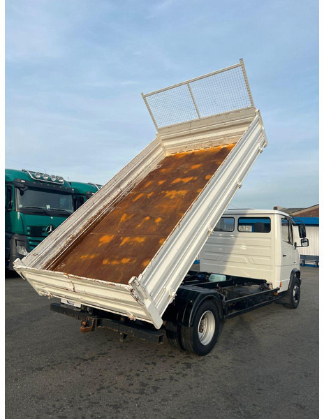 Mercedes-Benz Vario 816 816/AHK/ Blatt-Blatt /Radstand 4250mm - Tippbil: bilde 4 Mercedes-Benz Vario 816 816/AHK/ Blatt-Blatt /Radstand 4250mm - Tippbil: bilde 4