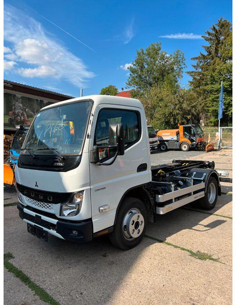Mitsubishi Fuso Canter 6S15 - Krokbil: bilde 1 Mitsubishi Fuso Canter 6S15 - Krokbil: bilde 1