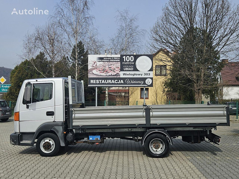 Nissan Atleon 35.110 3 way tipper - Varebil med tipp: bilde 4 Nissan Atleon 35.110 3 way tipper - Varebil med tipp: bilde 4