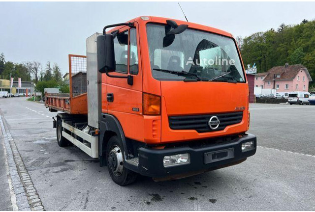 Nissan Atleon 80.19 - Hook lift truck+tipper - Krokbil: bilde 4 Nissan Atleon 80.19 - Hook lift truck+tipper - Krokbil: bilde 4