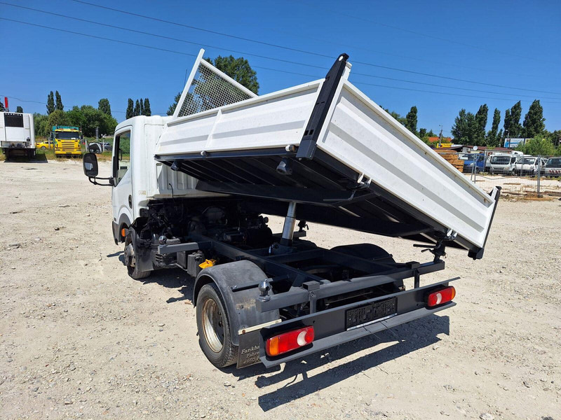 Nissan Cabstar 2,5 TDi - 3 sided Tipper - Varebil med tipp: bilde 5 Nissan Cabstar 2,5 TDi - 3 sided Tipper - Varebil med tipp: bilde 5