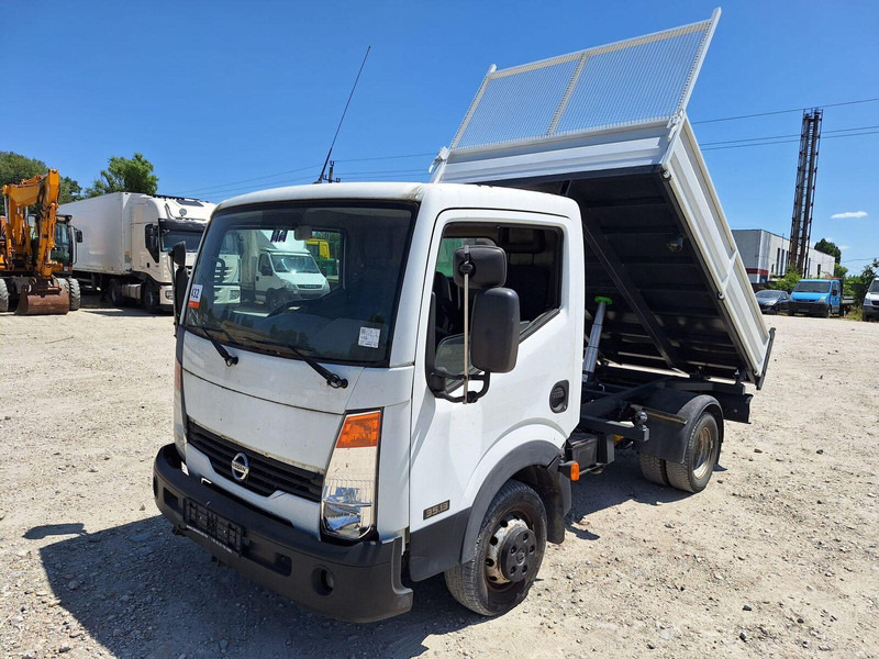 Nissan Cabstar 2,5 TDi - 3 sided Tipper - Varebil med tipp: bilde 2 Nissan Cabstar 2,5 TDi - 3 sided Tipper - Varebil med tipp: bilde 2