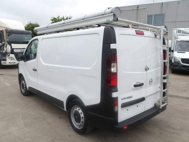 Opel Vivaro - Kassebil: bilde 4 Opel Vivaro - Kassebil: bilde 4