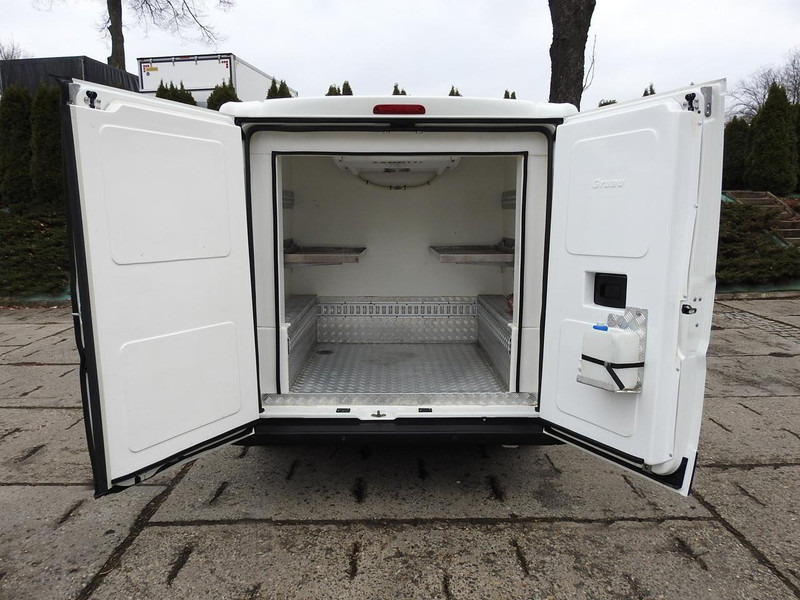 Kjølebil Peugeot BOXER FURGON CHŁODNIA  -5*C DWIE KOMORY  TEMPOMAT KLIMATYZACJA: bilde 11 Kjølebil Peugeot BOXER FURGON CHŁODNIA  -5*C DWIE KOMORY  TEMPOMAT KLIMATYZACJA: bilde 11