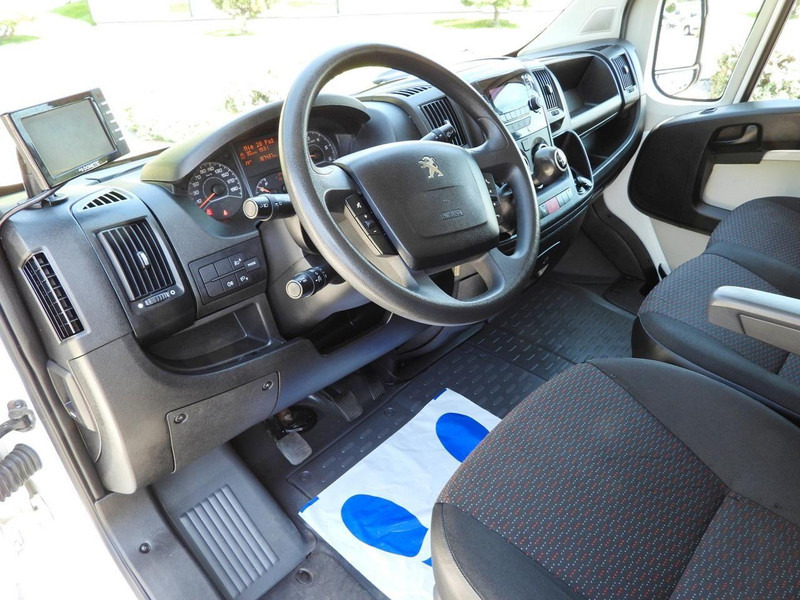Peugeot BOXER KONTENER WINDA 8 PALET TEMPOMAT KLIMATYZACJA  130KM [ K249 - Varebil med skap: bilde 2 Peugeot BOXER KONTENER WINDA 8 PALET TEMPOMAT KLIMATYZACJA  130KM [ K249 - Varebil med skap: bilde 2