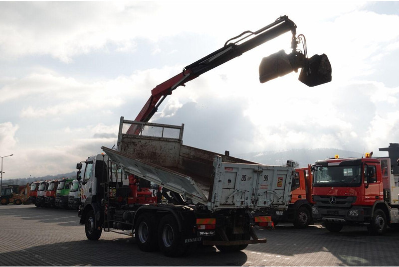 Renault KERAX 410 / 6x4 / WYWROTKA + HDS FASSI F150 / HYDROBURTA / BORDM - Tippbil, Kranbil: bilde 4 Renault KERAX 410 / 6x4 / WYWROTKA + HDS FASSI F150 / HYDROBURTA / BORDM - Tippbil, Kranbil: bilde 4