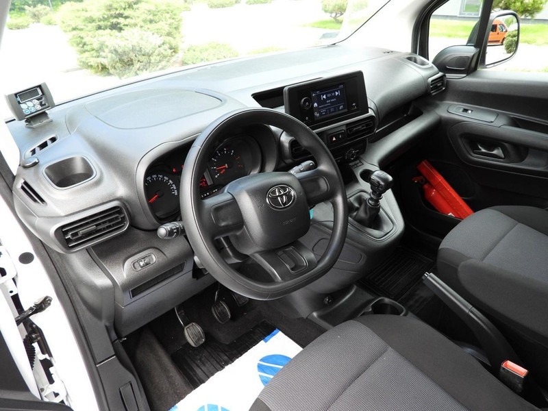 Toyota PROACE CITY FURGON CHŁODNIA -15*C ZASILANIE 230V TEMPOMAT KLIM - Kjølebil: bilde 2 Toyota PROACE CITY FURGON CHŁODNIA -15*C ZASILANIE 230V TEMPOMAT KLIM - Kjølebil: bilde 2