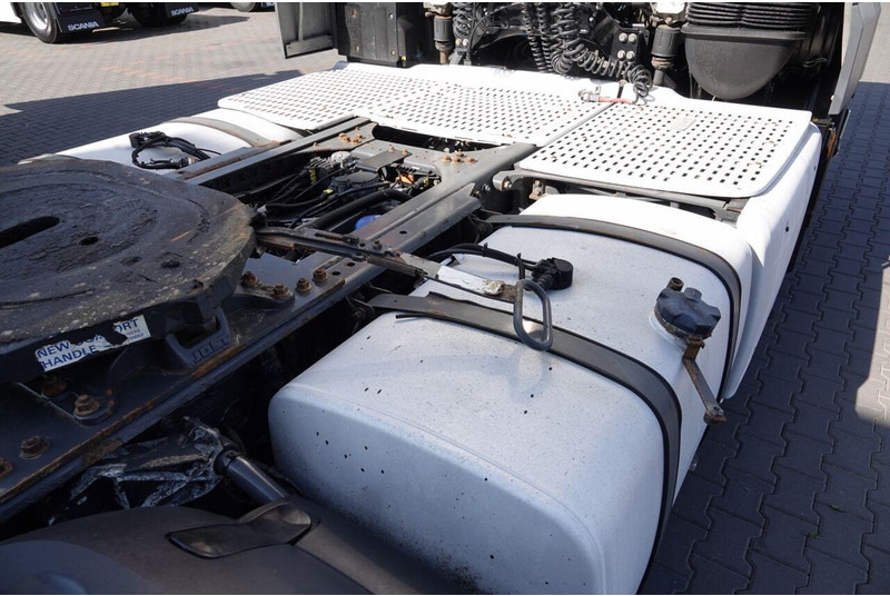 Trekkvogn DAF XF 460 / MANUAL / STANDARD / SUPER SPACE CAB / EURO 6: bilde 16