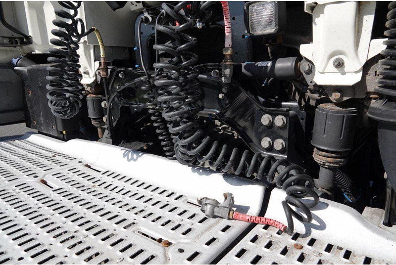 Trekkvogn DAF XF 460 / MANUAL / STANDARD / SUPER SPACE CAB / EURO 6: bilde 18