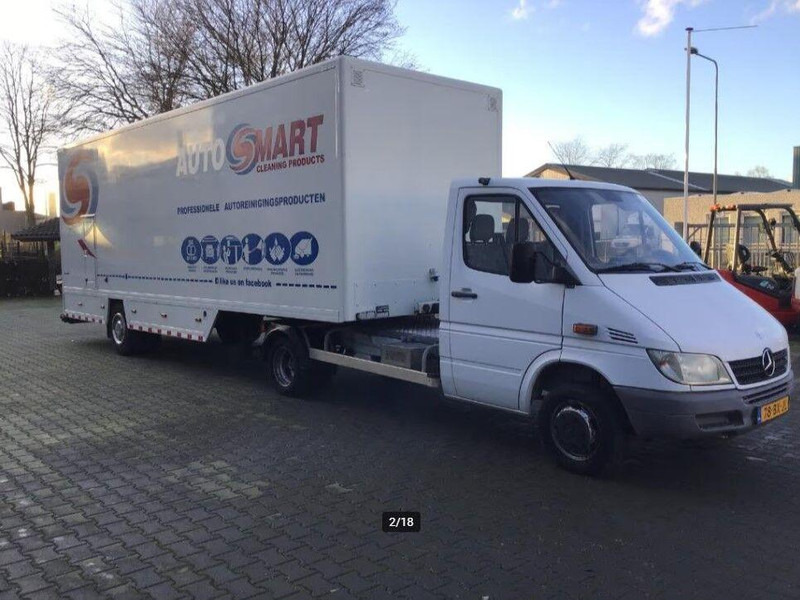 Mercedes-Benz 413 CDI BE Mini Trekker + Workshop Trailer - Trekkvogn: bilde 2 Mercedes-Benz 413 CDI BE Mini Trekker + Workshop Trailer - Trekkvogn: bilde 2