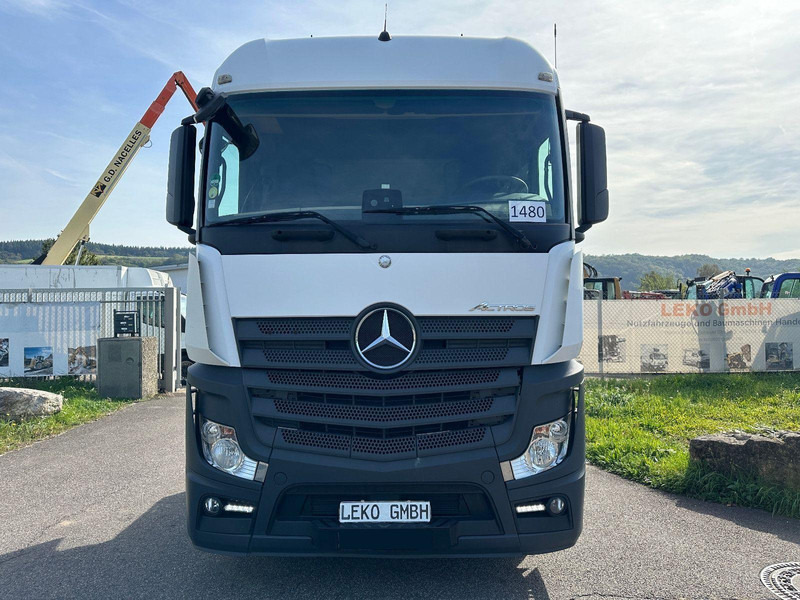 Mercedes-Benz Actros 1845 - Trekkvogn: bilde 2 Mercedes-Benz Actros 1845 - Trekkvogn: bilde 2