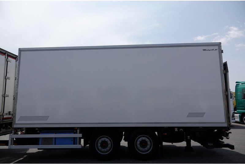 Trekkvogn Scania P 410 / CHŁODNIA / ZESTAW TANDEM / PRZEJAZDOWY / 3x Agregat FRIG: bilde 12 Trekkvogn Scania P 410 / CHŁODNIA / ZESTAW TANDEM / PRZEJAZDOWY / 3x Agregat FRIG: bilde 12