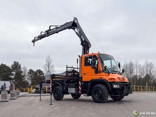 Unimog Mercedes-Benz UNIMOG U300 4x4 HIAB 122 D-3 CRANE - Tohjulstraktor: bilde 3 Unimog Mercedes-Benz UNIMOG U300 4x4 HIAB 122 D-3 CRANE - Tohjulstraktor: bilde 3