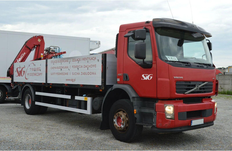 Volvo FE 18.320 FLATBED CRANE - Planbil, Kranbil: bilde 3 Volvo FE 18.320 FLATBED CRANE - Planbil, Kranbil: bilde 3