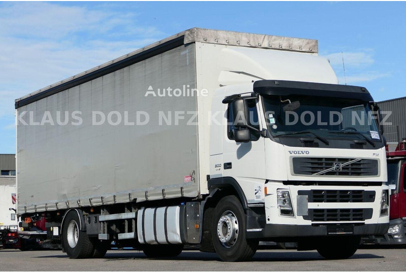 Volvo FM 300 - Curtian side truck - Kapellbil: bilde 2 Volvo FM 300 - Curtian side truck - Kapellbil: bilde 2