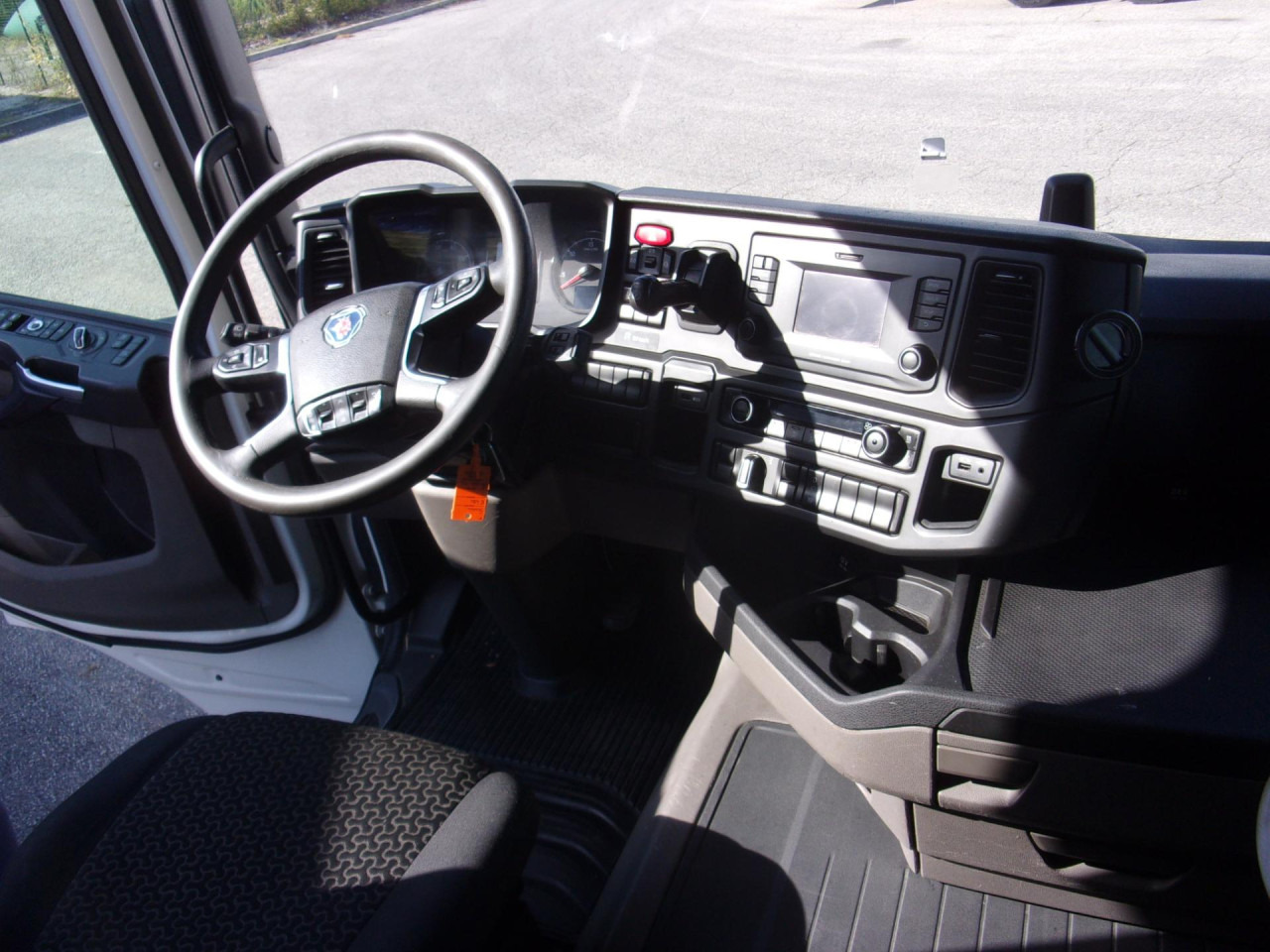 SCANIA R 450 A4x2NA - Trekkvogn: bilde 3 SCANIA R 450 A4x2NA - Trekkvogn: bilde 3
