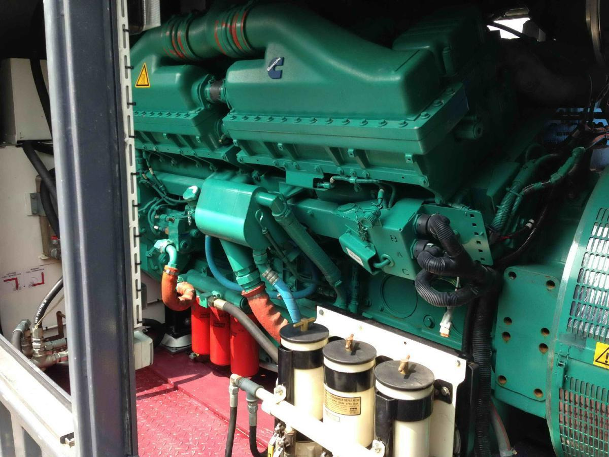 Cummins Generator 1250 KVA QSK45-G4 Engine Super silent Silent - Elektrisk generator: bilde 4 Cummins Generator 1250 KVA QSK45-G4 Engine Super silent Silent - Elektrisk generator: bilde 4