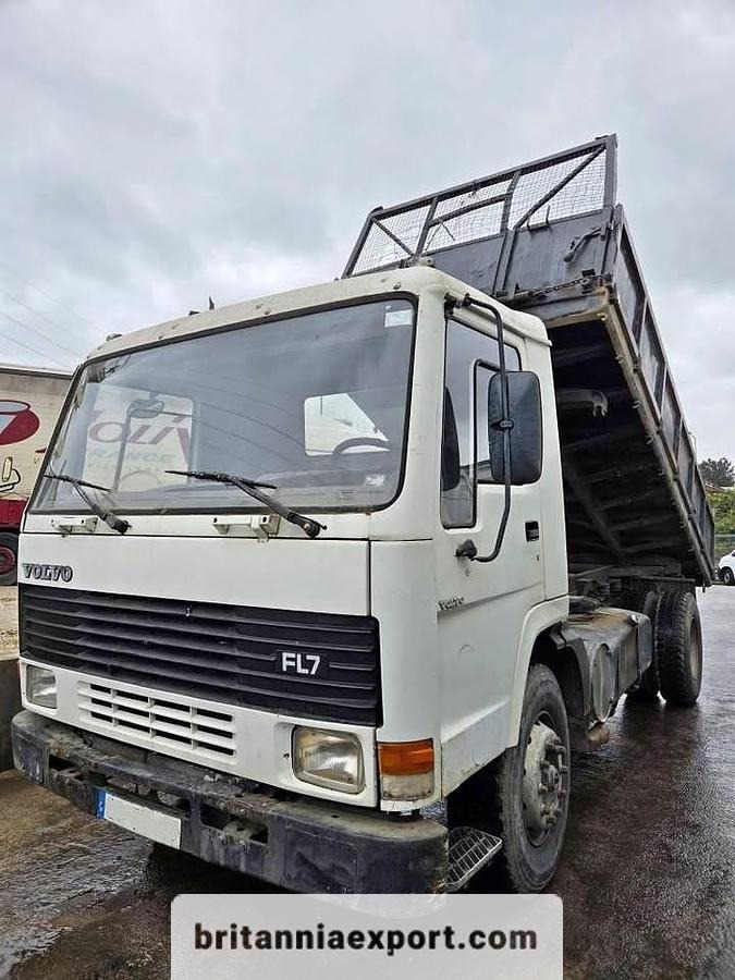 VOLVO FL7 260 HP 6 Cylinder | 19 Ton 3-Way Tipper Truck - Tippbil: bilde 1 VOLVO FL7 260 HP 6 Cylinder | 19 Ton 3-Way Tipper Truck - Tippbil: bilde 1