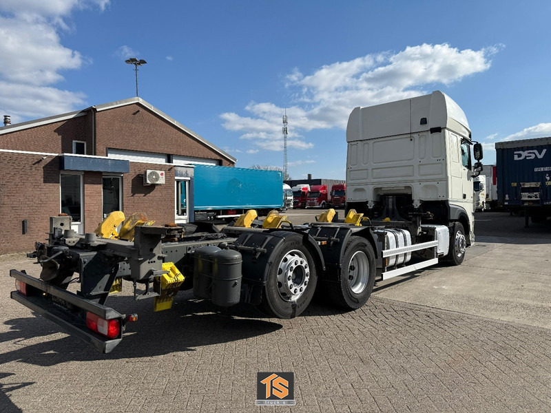 DAF XF 480 FAN SSC - LBW - RETARDER - BDF - KLIMA - GERMAN TRUCK - TOP! - Container-transport/ Vekselflak lastebil: bilde 4 DAF XF 480 FAN SSC - LBW - RETARDER - BDF - KLIMA - GERMAN TRUCK - TOP! - Container-transport/ Vekselflak lastebil: bilde 4