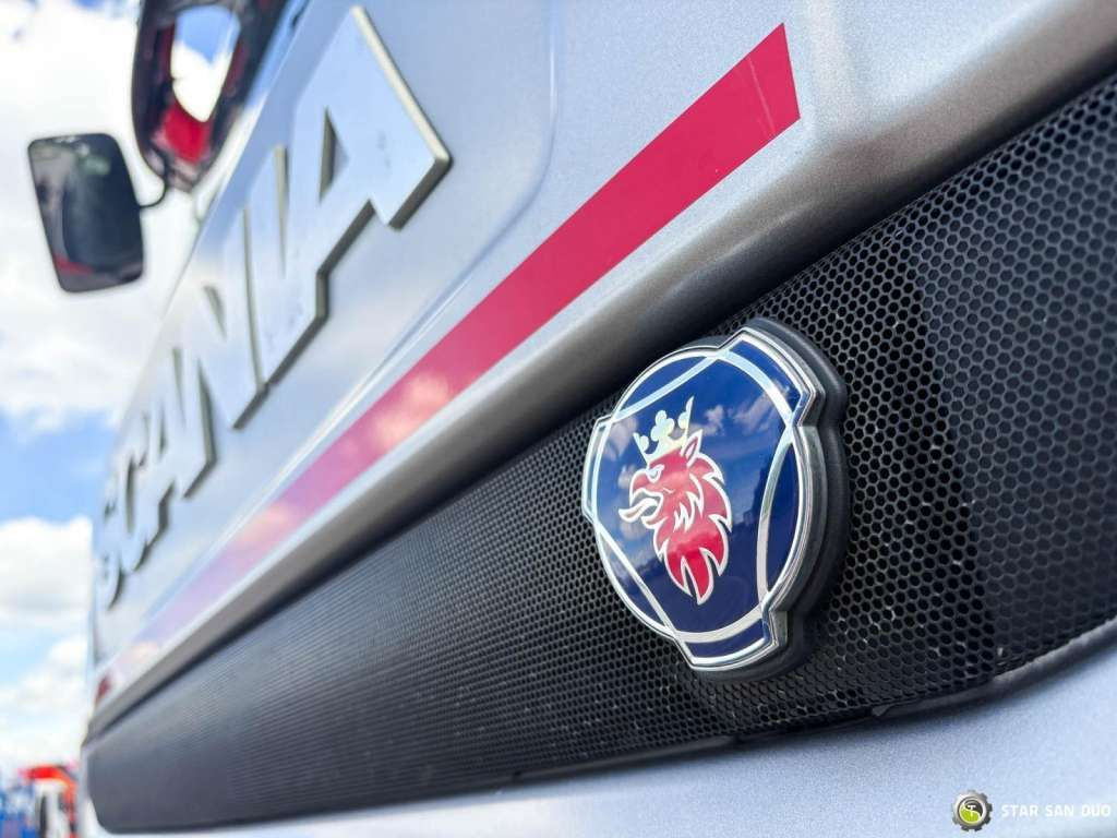 Lastebil Scania D 320 FIRE BRIGADE Tank 12,000 Litres: bilde 28 Lastebil Scania D 320 FIRE BRIGADE Tank 12,000 Litres: bilde 28