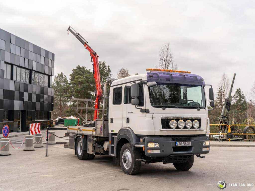 MAN TGM 13.290 4x4 FASSI F40B22 Crane Camper DOKA - Kranbil: bilde 5 MAN TGM 13.290 4x4 FASSI F40B22 Crane Camper DOKA - Kranbil: bilde 5